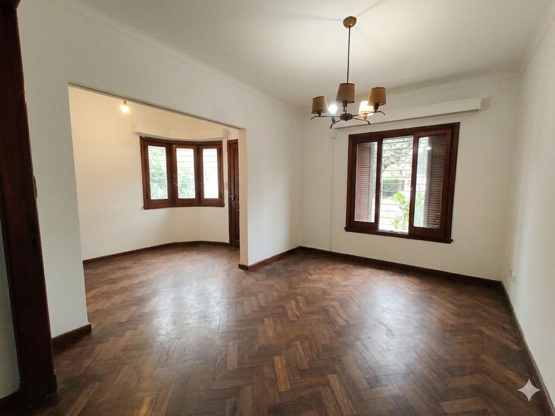 VENTA Casa 4 Amb c/Jardín OPORTUNIDAD - HURLINGHAM