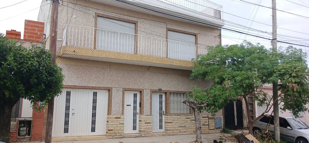VENTA CASA EN BLOQUE M. CORONADO PERMUTA FINANCIA