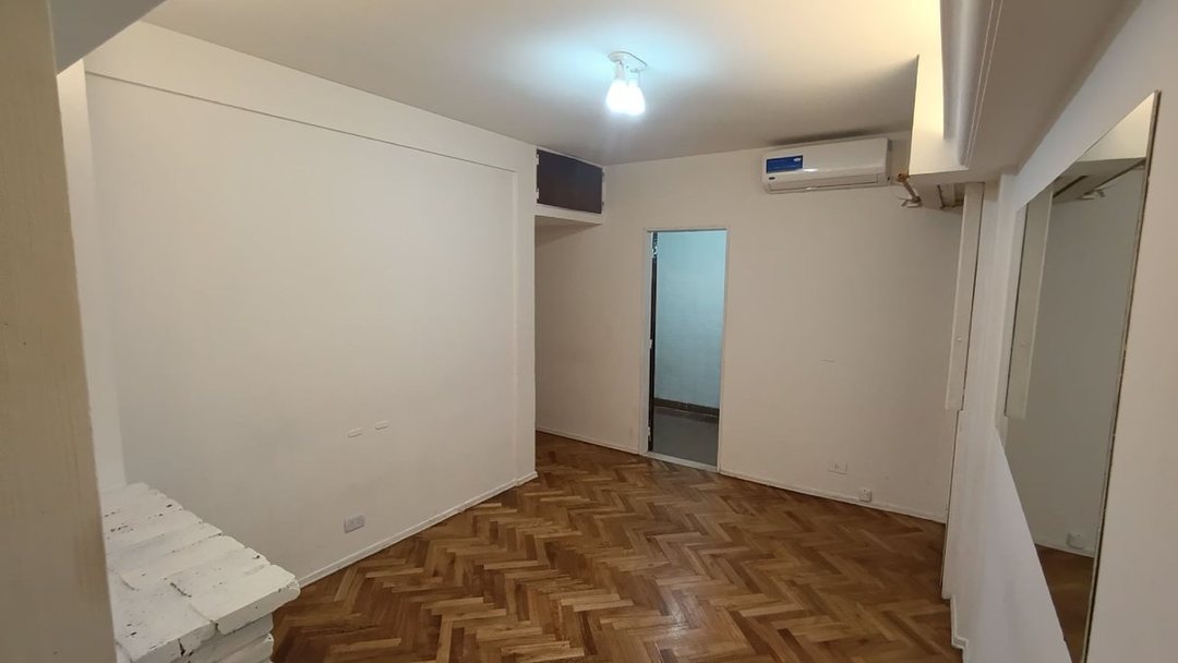 VENTA DEPTO 2 AMB RECOLETA CON RENTA