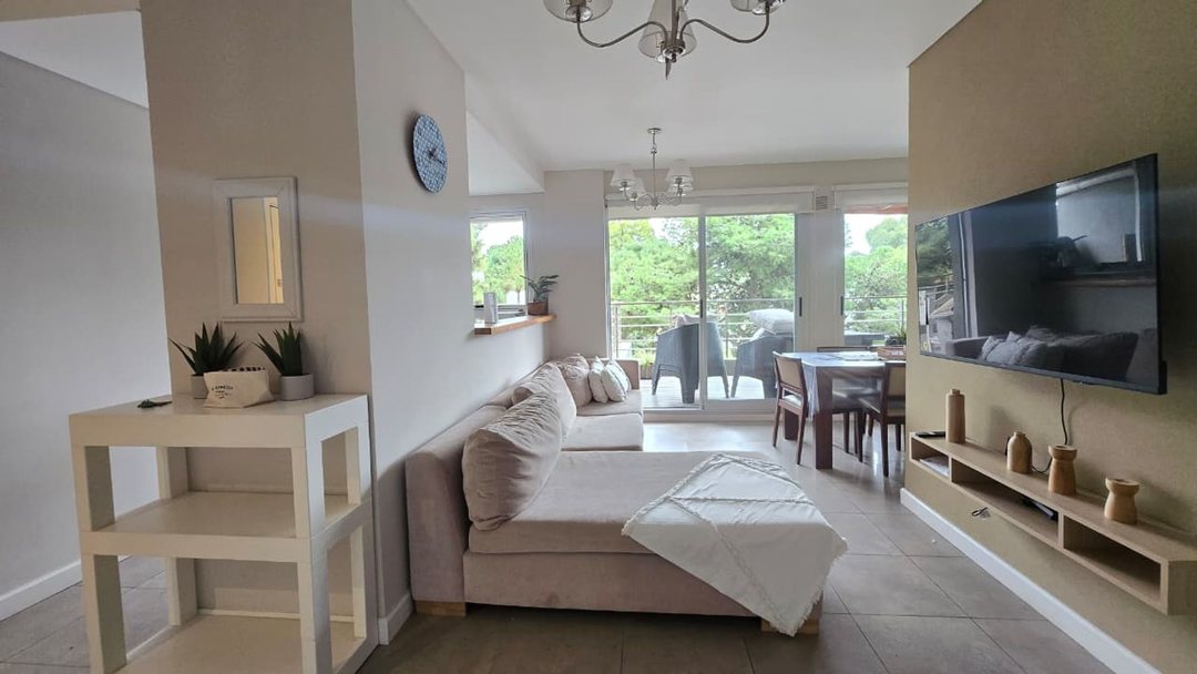 Venta departamento  Pinamar 4 ambientes Centro