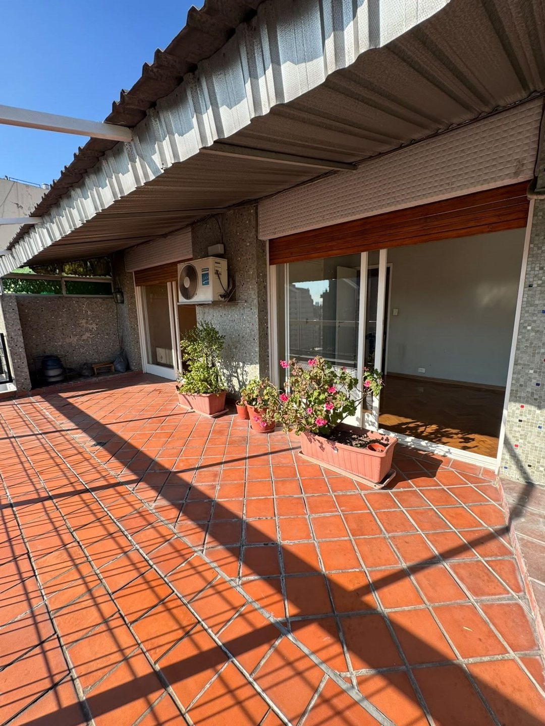 VENTA DEPARTAMENTO 3 AMBIENTES PISO ALTO CONGRESO