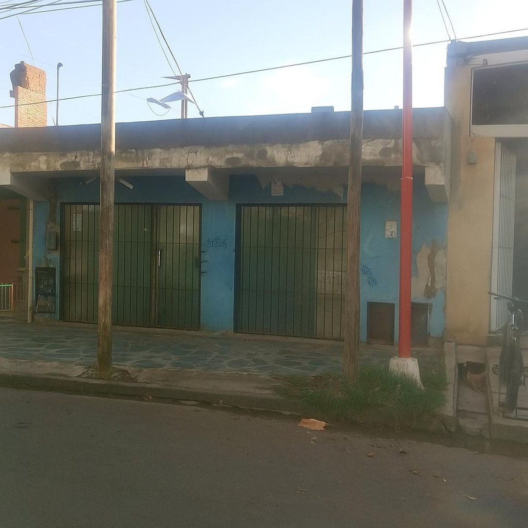 VENTA DE LOCAL COMERCIAL SOBRE AV. AGUIRRE