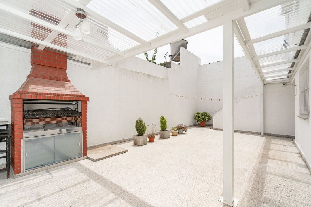 VENTA DE PH 4 AMB. PATIO MUCHA LUZ, SIN EXP. MUNRO