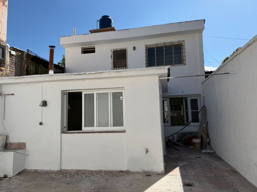 VENTA CASA RECICLADA EN GODOY CRUZ