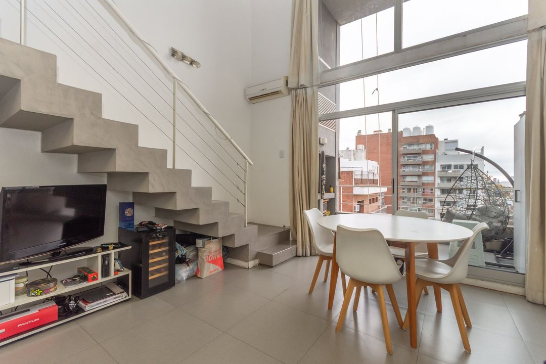 VENTA DÚPLEX 2 AMBIENTES COCHERA PARRILLA PROPIA