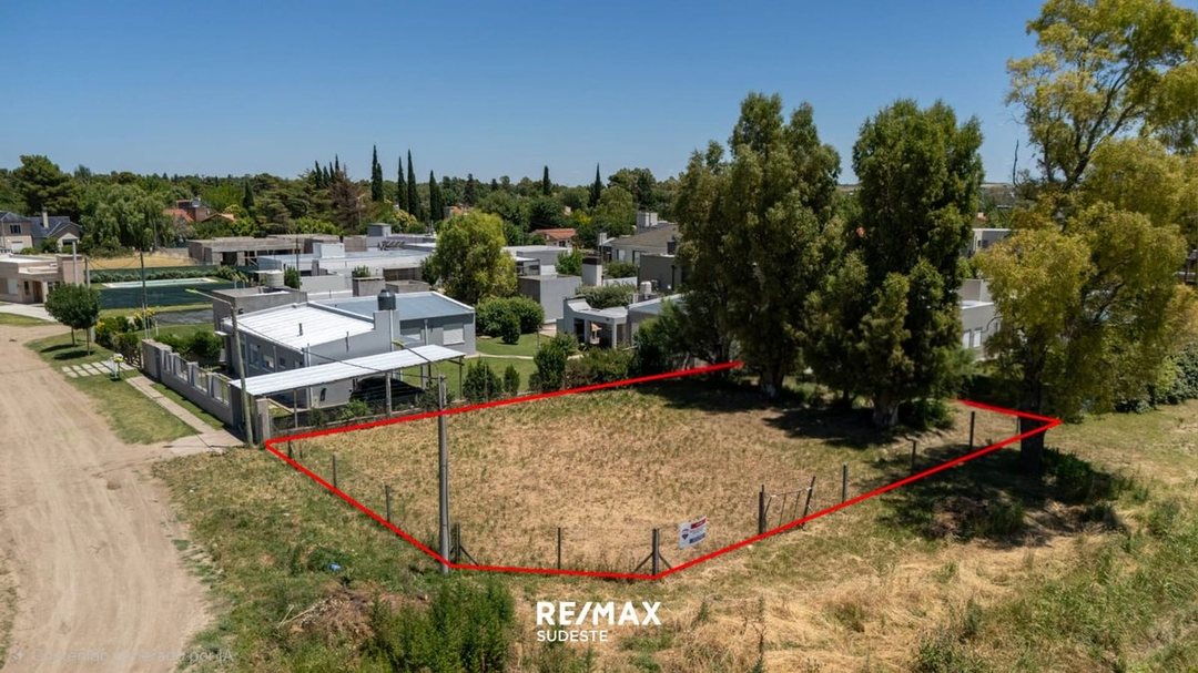 VENTA LOTE B° PATAGONIA LLANKETRUZ Y AV CIRCUNVAL