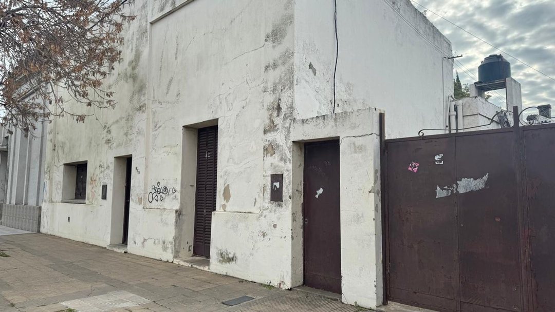 VENTA PROPIEDAD CENTRICA A DEMOLER O P/DESARROLLO
