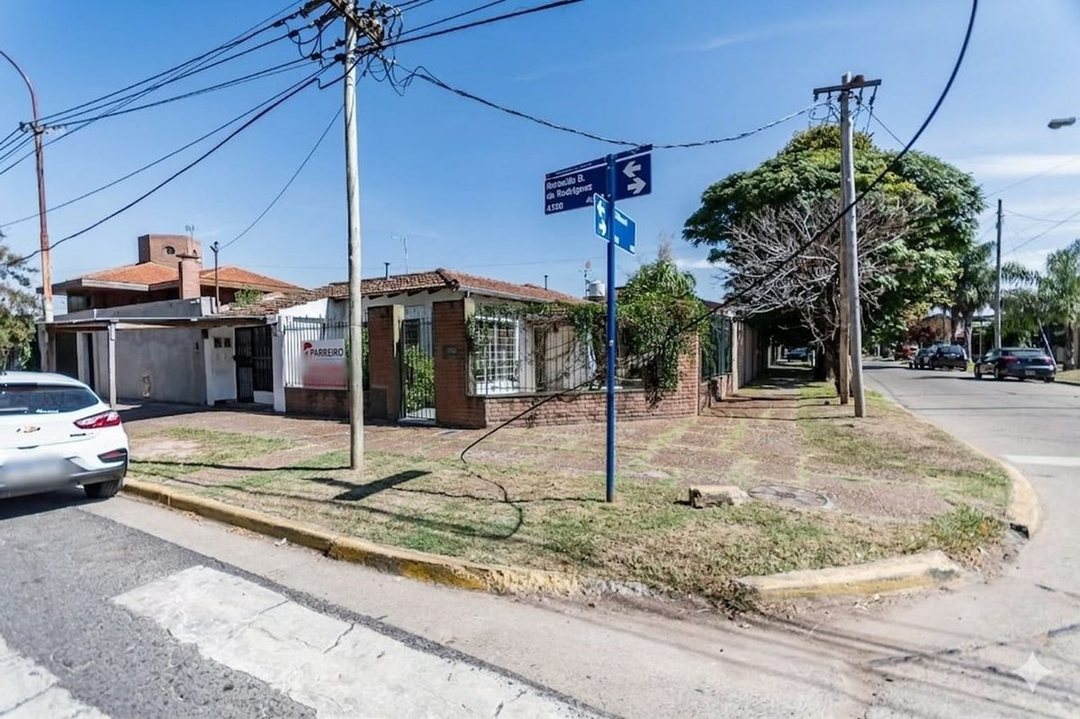 VENTA CASA A REFACCIONAR CIUDAD EVITA OPORTUNIDAD