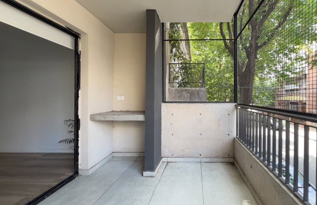 Caballito Norte - 3 amb con balcon, patio y coch.