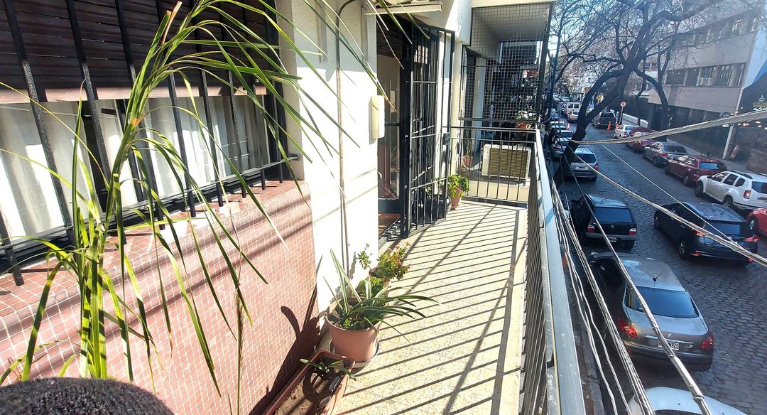 VENTA DEPTO 4 AMB BALCON 74M2 APTO PROF. CABALLITO