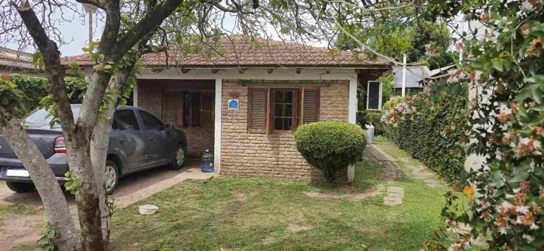 CASA EN CAÑUELAS  APTA CREDITO