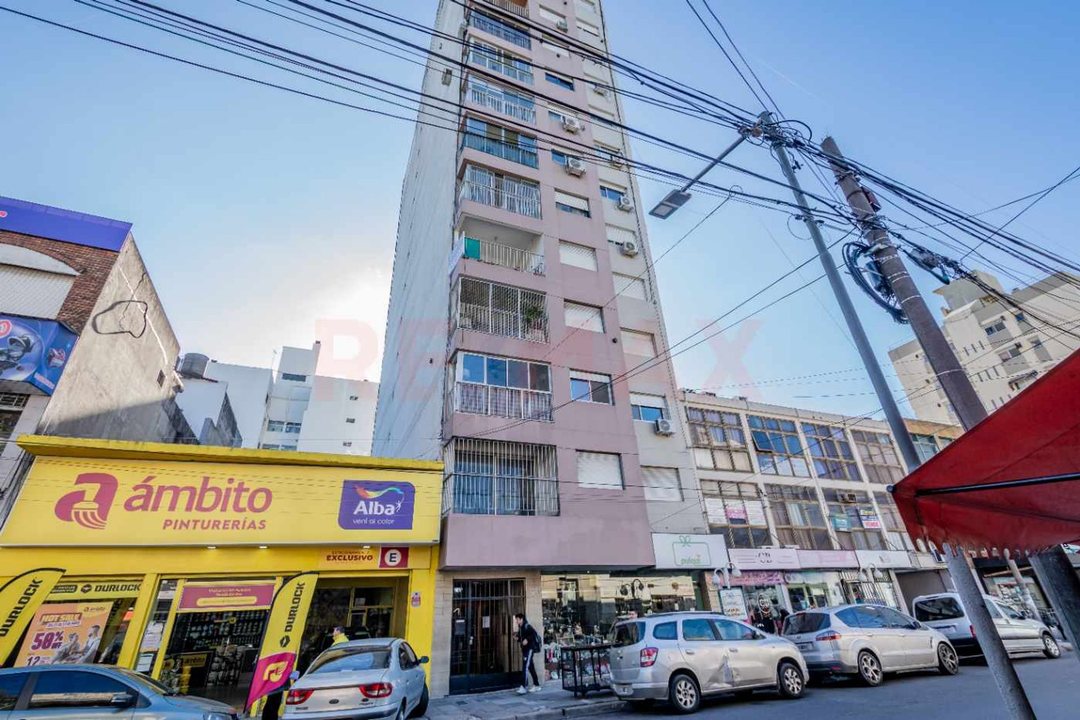 DEPTO 3 DORMIS, SAN MARTIN CENTRO, PISO ALTO!!