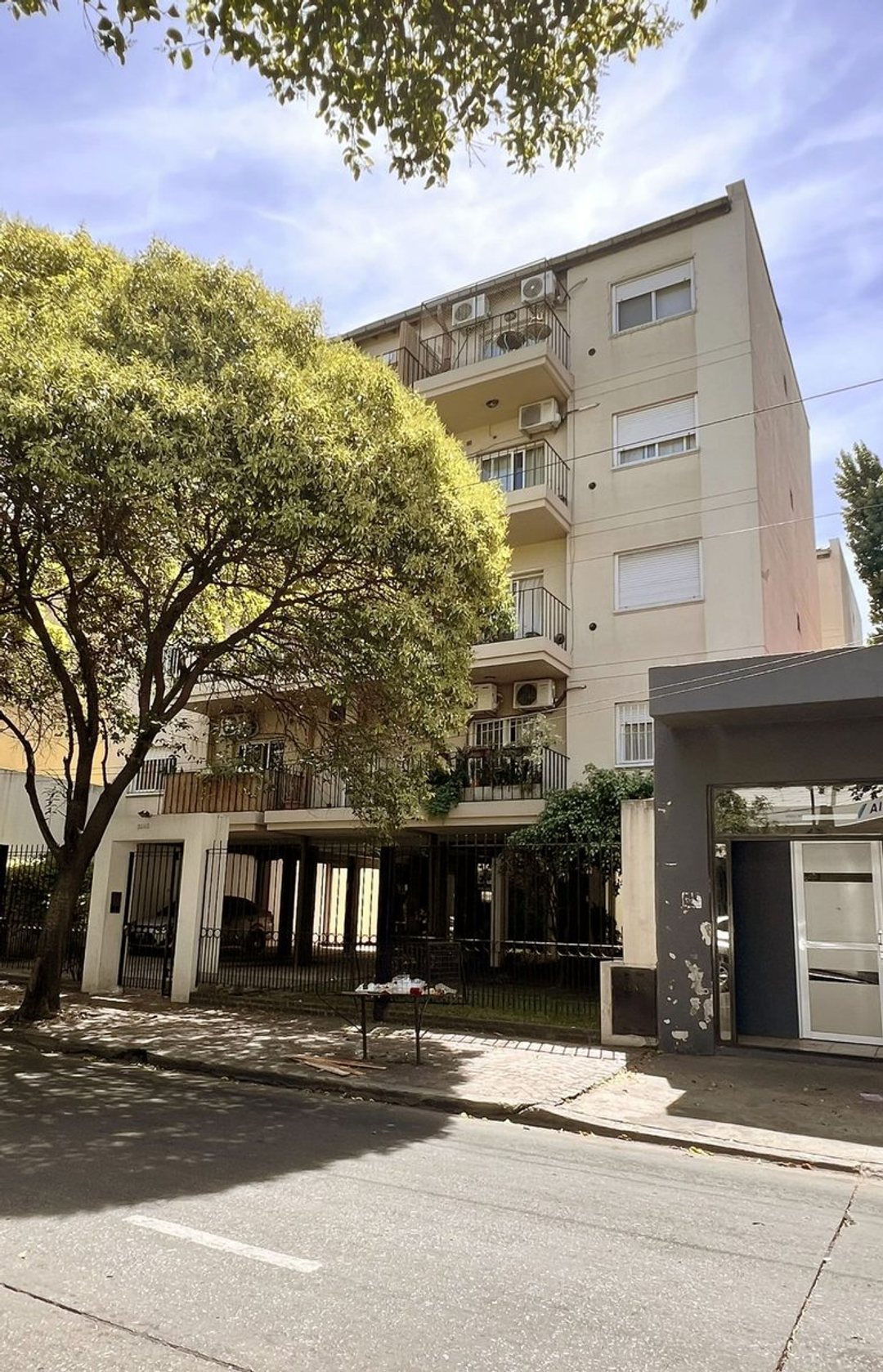 VENTA 2 amb en Dúplex con Cochera y Balcón Florida