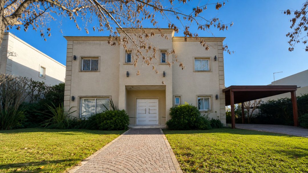Casa en Venta |en Santa Guadalupe – Pilar del Este
