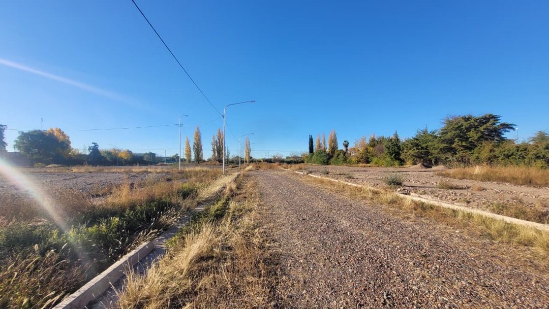 TERRENO B° AGUA Y ENERGIA, RUSSELL, MAIPU