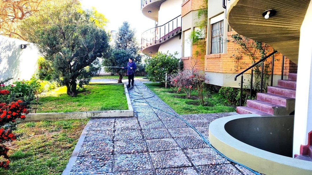 Venta Departamento Godoy Cruz 2 dorm c/cochera