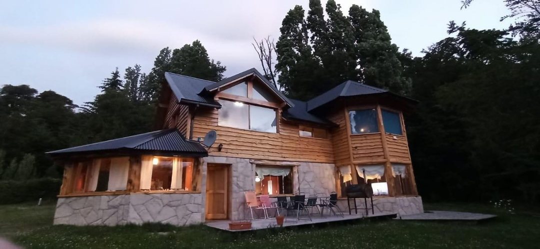 EXCELENTE casa en km20 zona muy tranquila