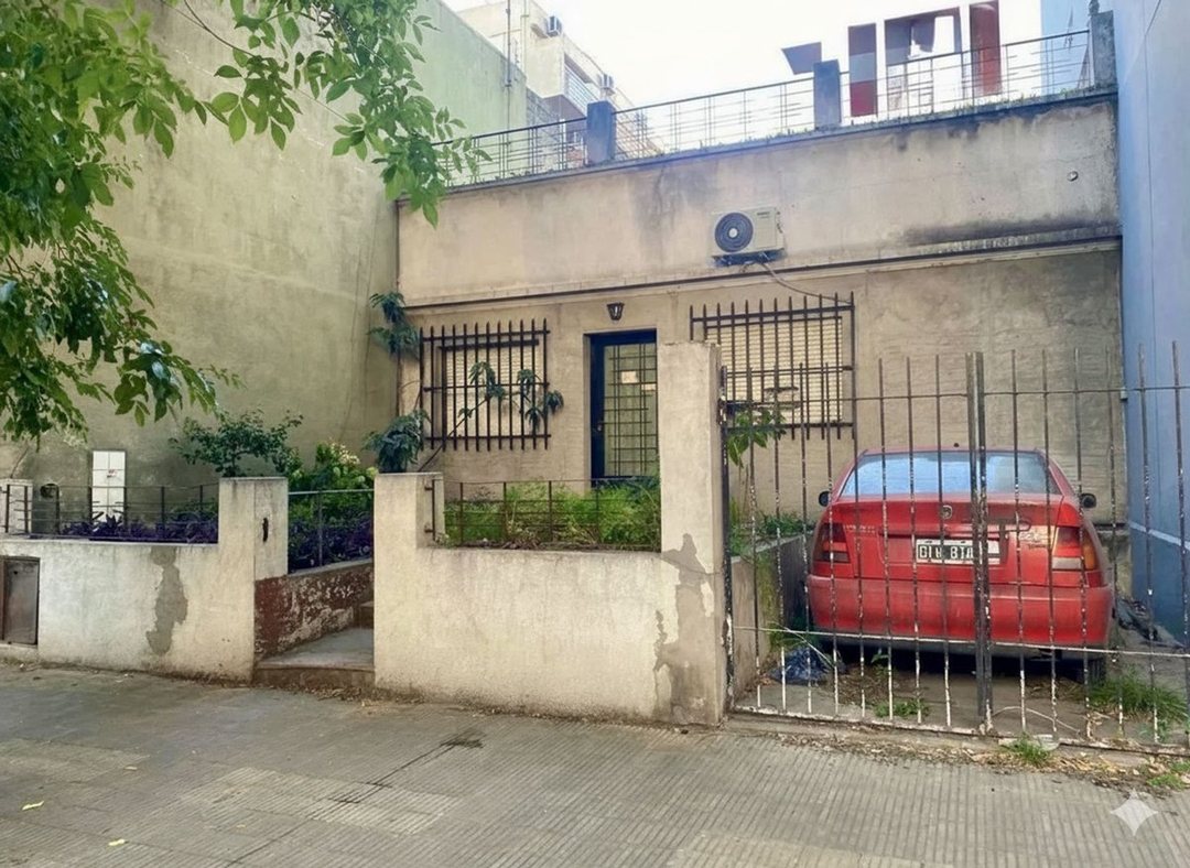 VENTA LOTE PB+7 PISOS+2 RETIROS V URQUIZA 183M2