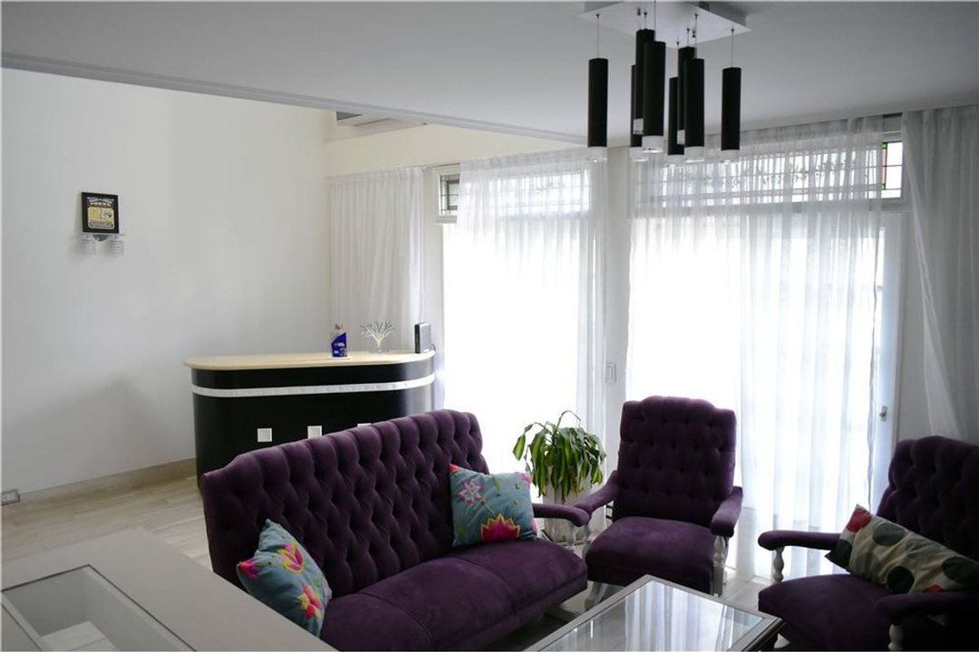 VENTA DUPLEX 3 DORMITORIOS - COCHERA
