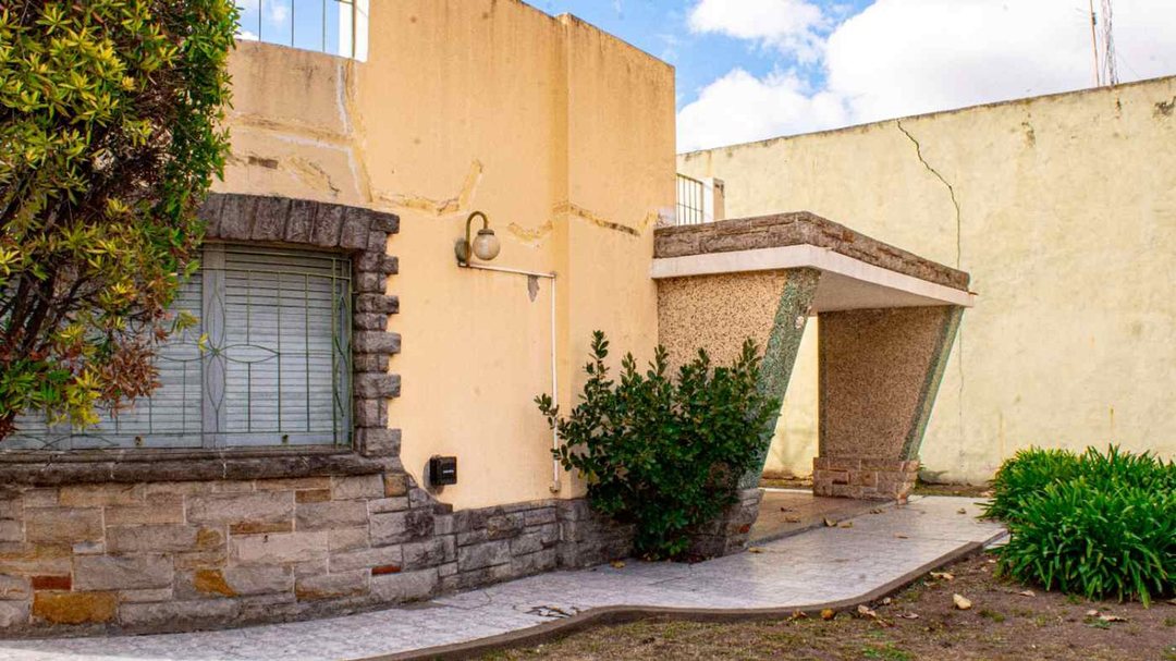 VENTA CASA 4 AMB LOTE 520M2