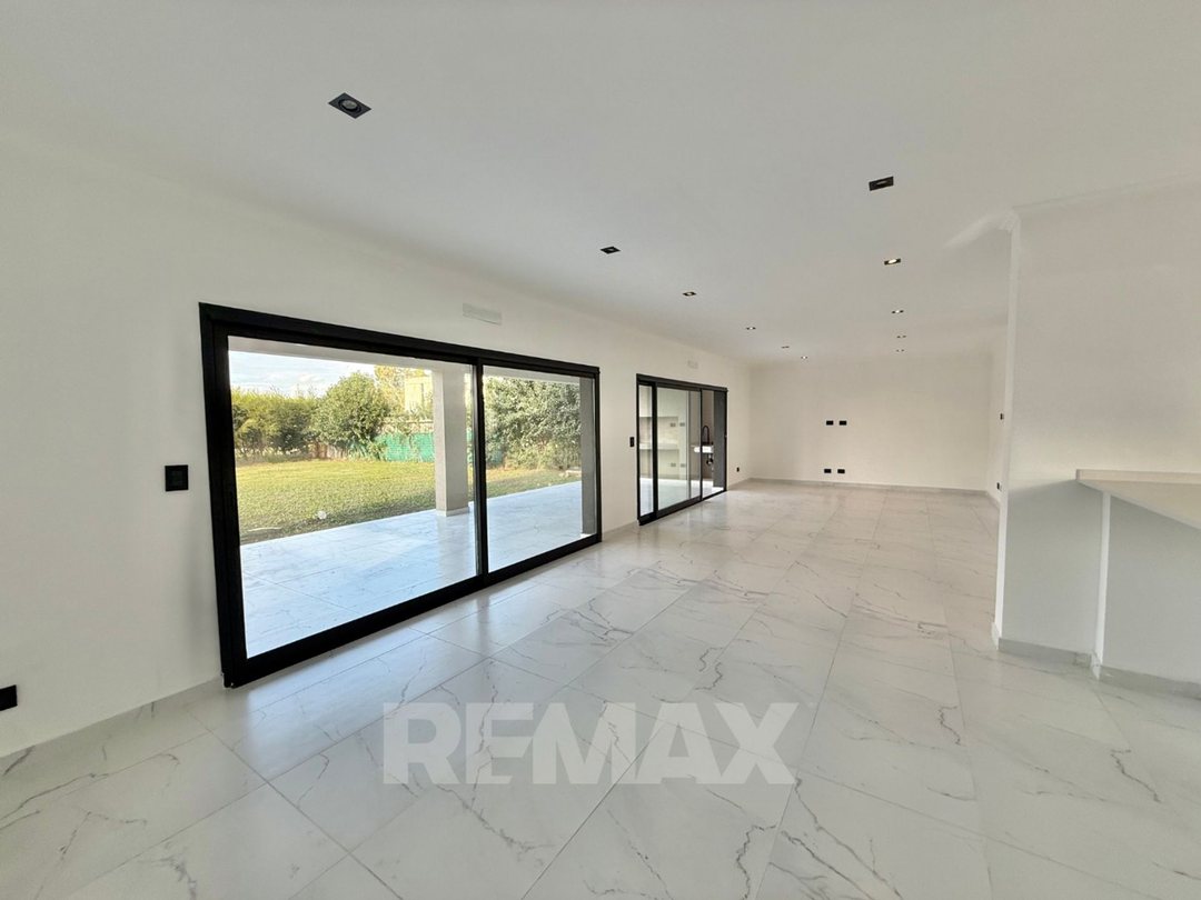 CASA 6 AMB VENTA B° SAN PABLO MUDATE YA CON EL 30%