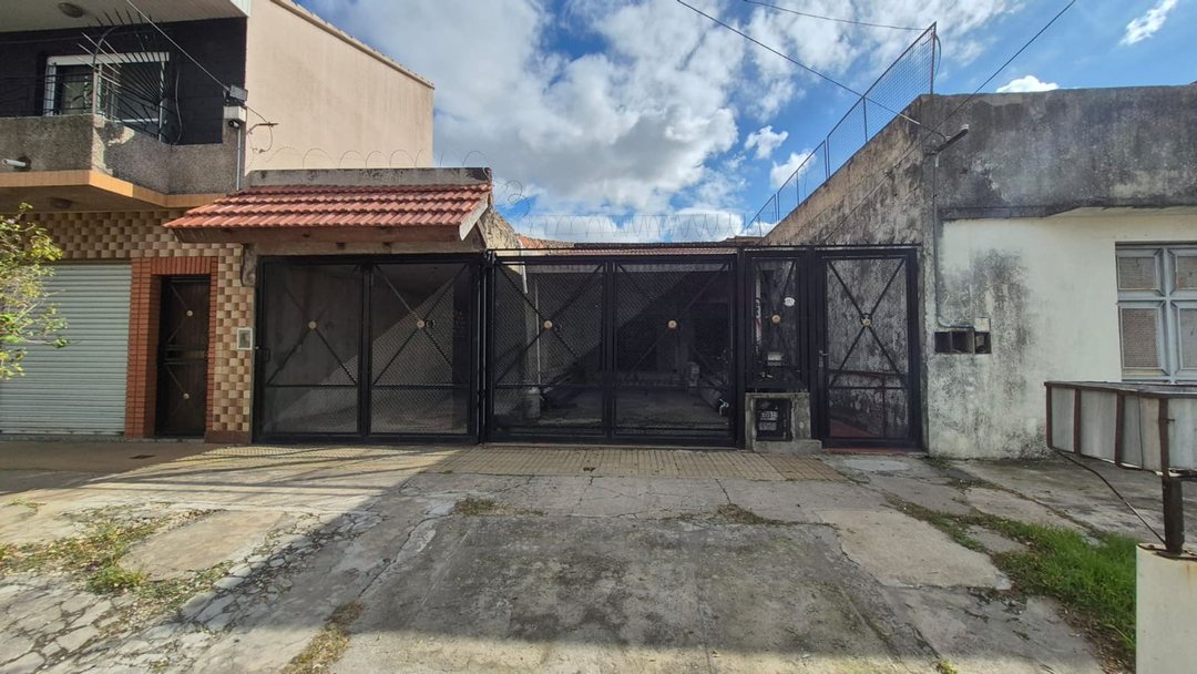 CASA 3 AMBIENTES CON QUNCHO LOTE PROPIO 371