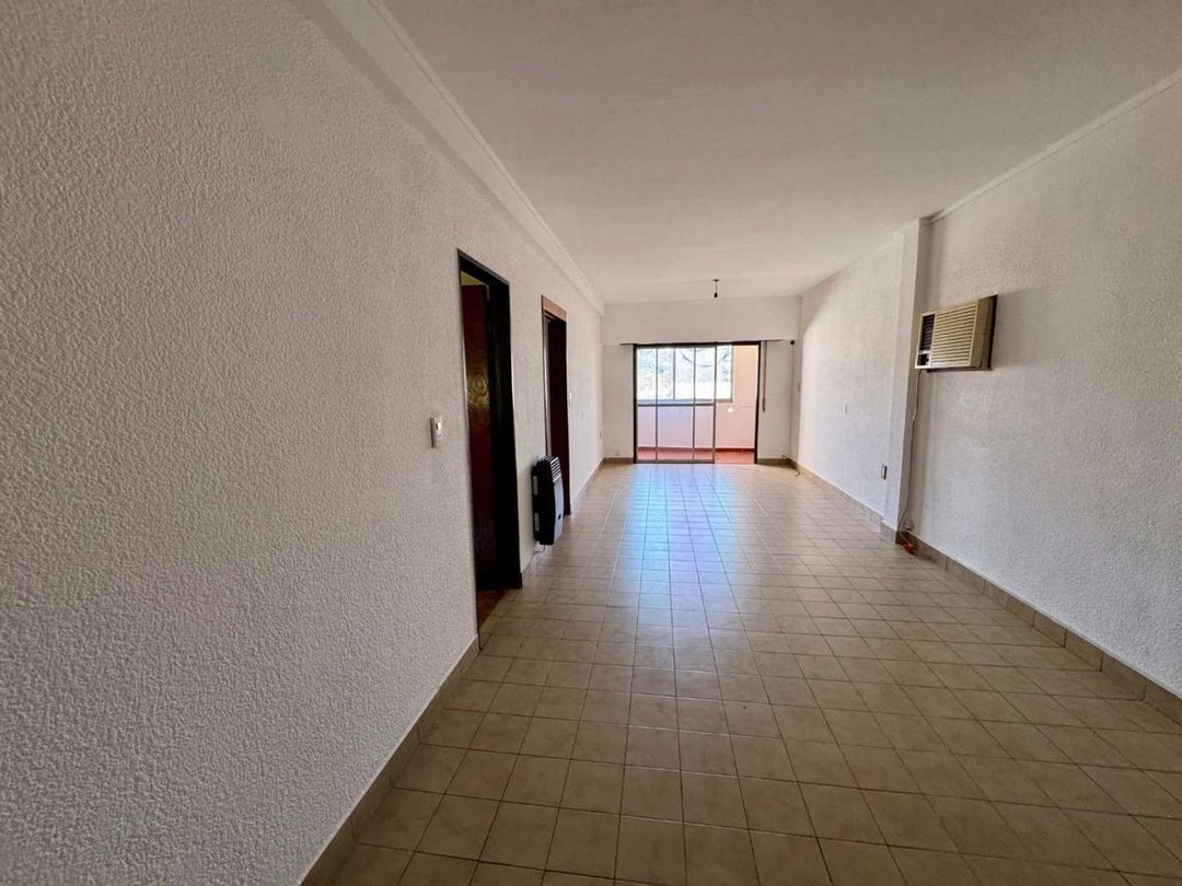Venta departamento 3 dormitorios amplio