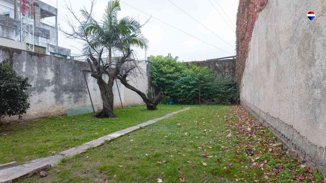PH 3 AMB EN VENTA CON PARQUE Y JARDIN, BERAZATEGUI