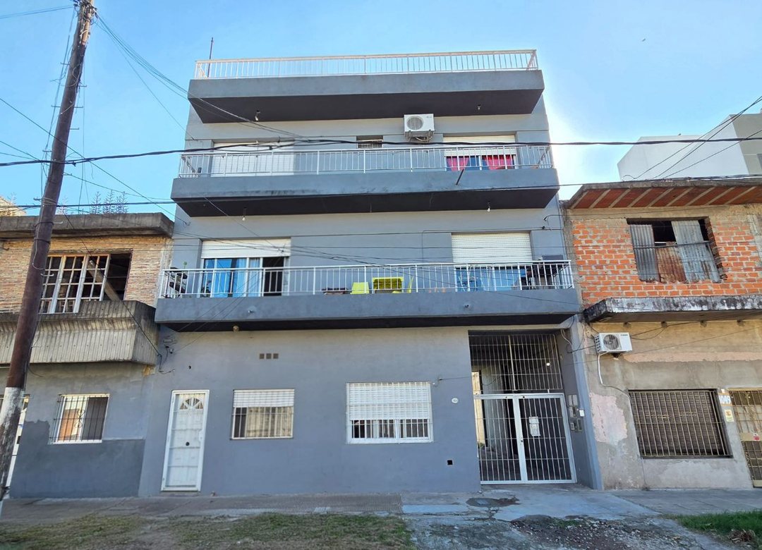 VENTA EDIFICIO CON RENTA 4 UNIDADES VILLA BOSCH
