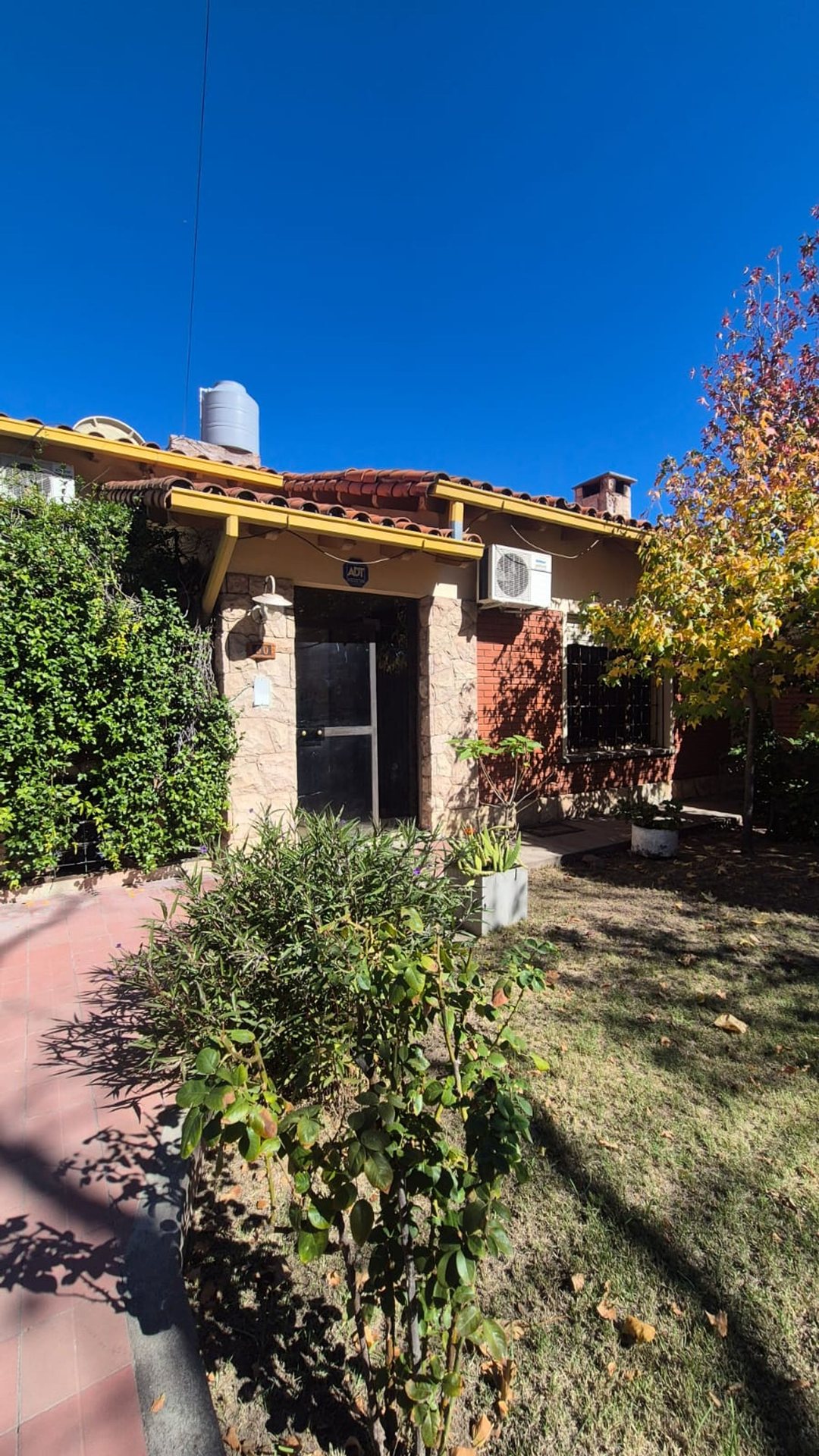 CASA EN VENTA EN PLENO CENTRO DE SAN RAFAEL