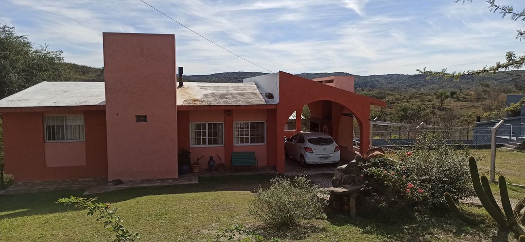 VENTA CASA + DPTO + MONOAMBIENTE MAYU SUMAJ. CBA