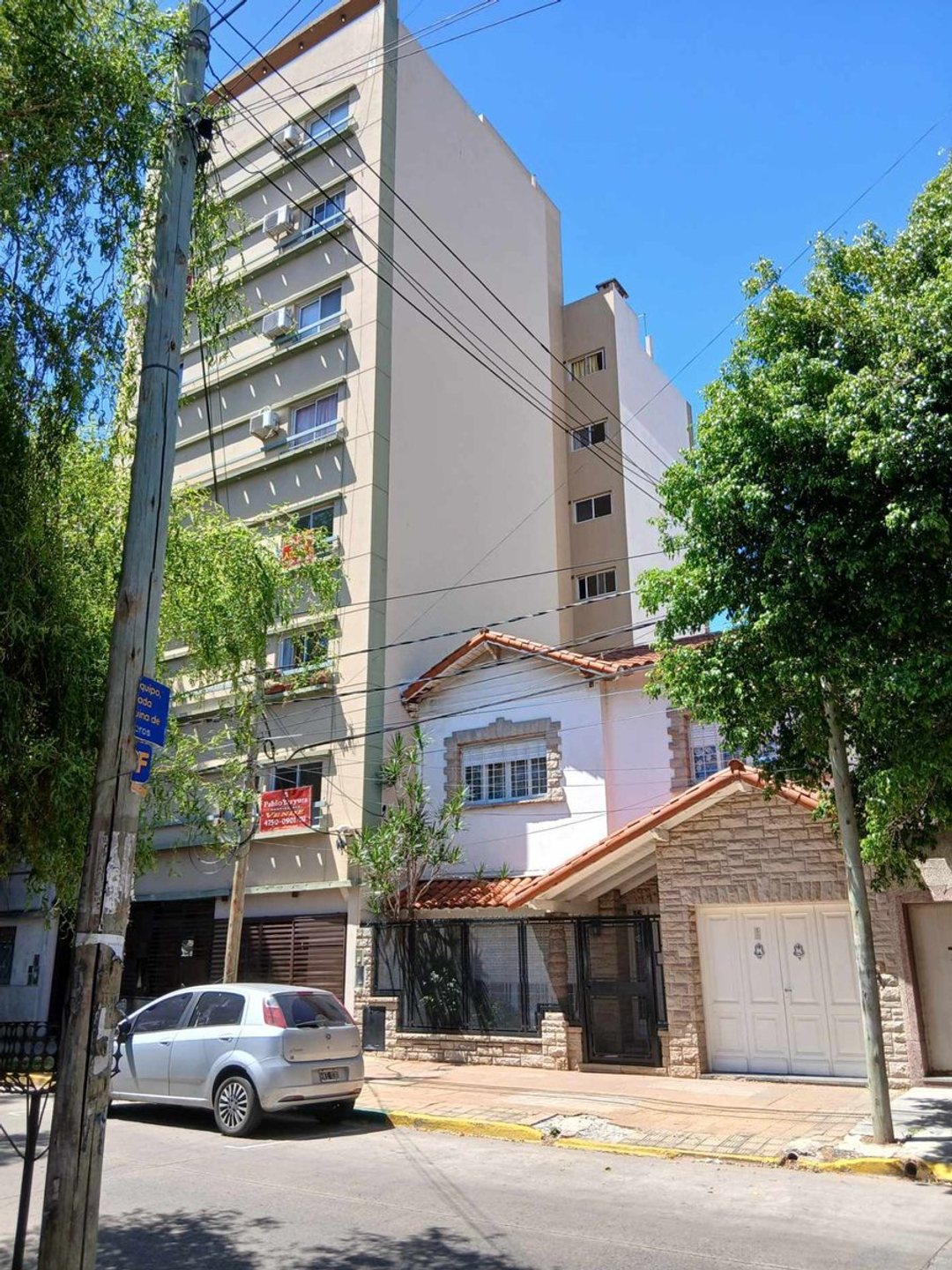 Venta  de monoambiente divisible en Caseros Norte