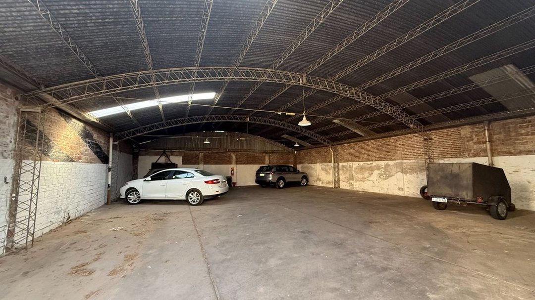 VENTA/ GALPON/ COCHERA/ AVENIDA BV ROCA