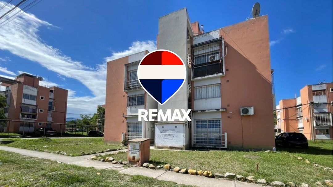 MONOAMBIENTE VENTA PLANTA BAJA BARRIO EL HUAICO