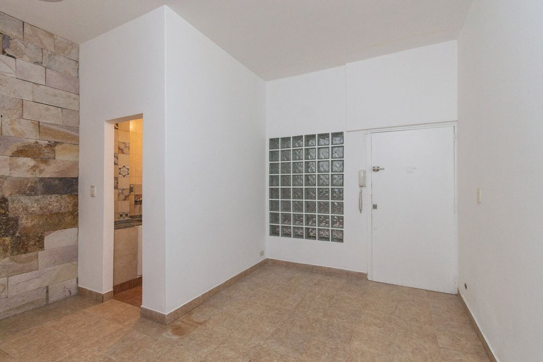 VENTA 2 AMB. C/PATIO EN PALERMO-REFACC.-EXC.UBICAC