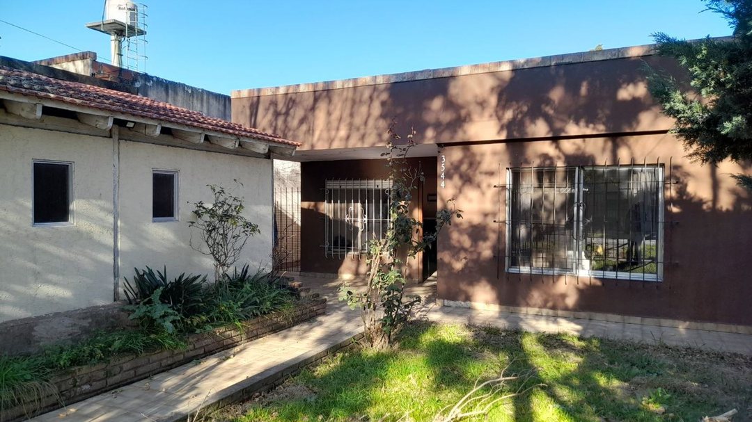 CASA 3 Amb - Lote 375M2 -R. Calzada OPORTUNIDAD