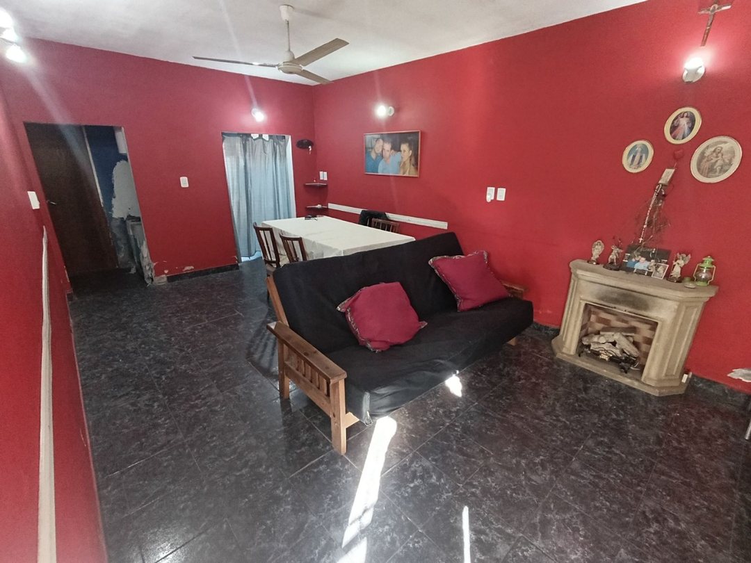 CASA 8 AMB EN VENTA GUERNICA IDEAL DOS FAMILIAS
