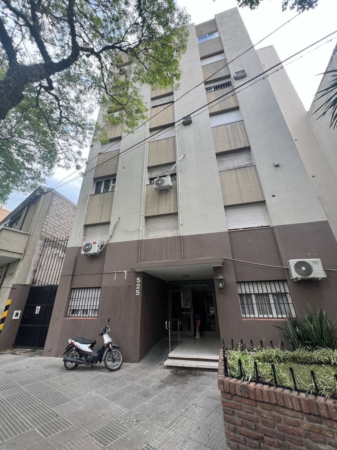 Departamento 2 dormitorios refaccionado en Alameda