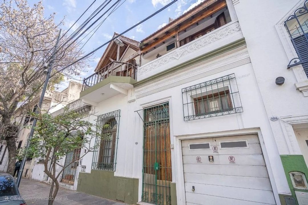 VENTA CASA 3 PISOS CENTRO DE FLORES