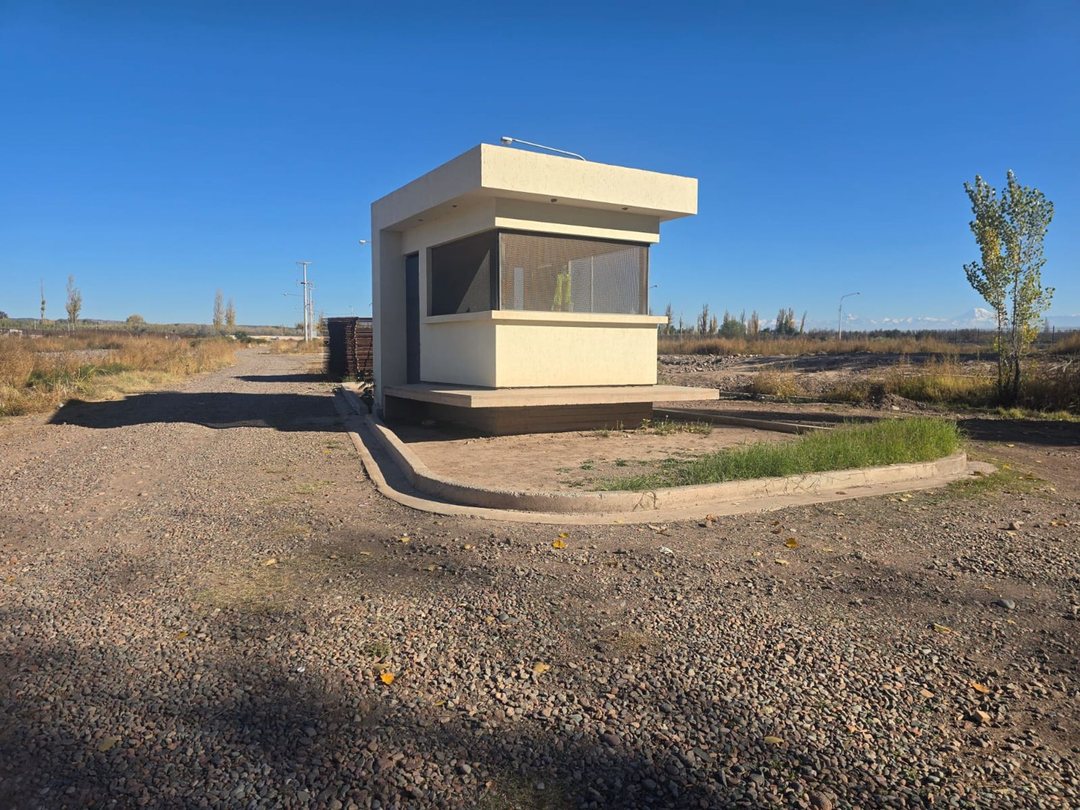 VENTA DE LOTE EN BARRIO LA ARBEQUINA DE MAIPÚ