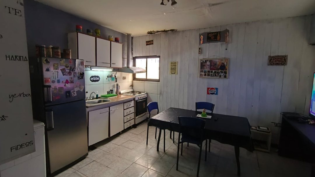 VENTA - Casa a reciclar con patio