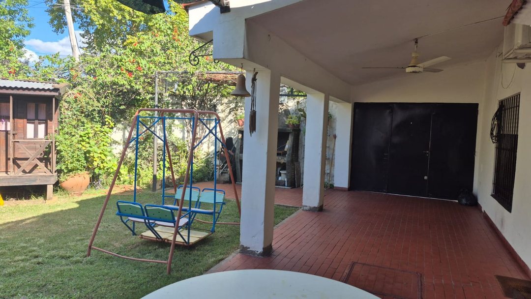CASA EN VENTA 2 DORMITORIOS BARRIO ALVEAR