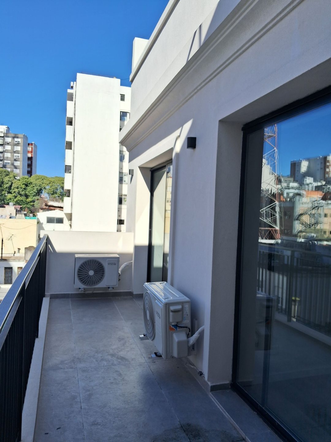 Departamento 2 ambientes balcón parrilla