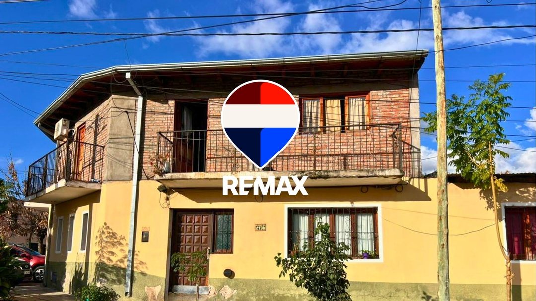 CASA VENTA 3 DORMITORIOS AV BOLIVIA ZONA NORTE