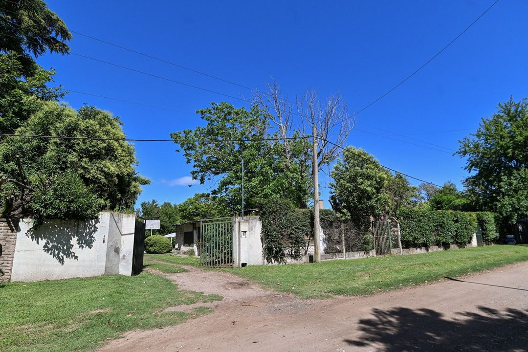 VENTA CASA QUINTA C/DOS PISCINAS