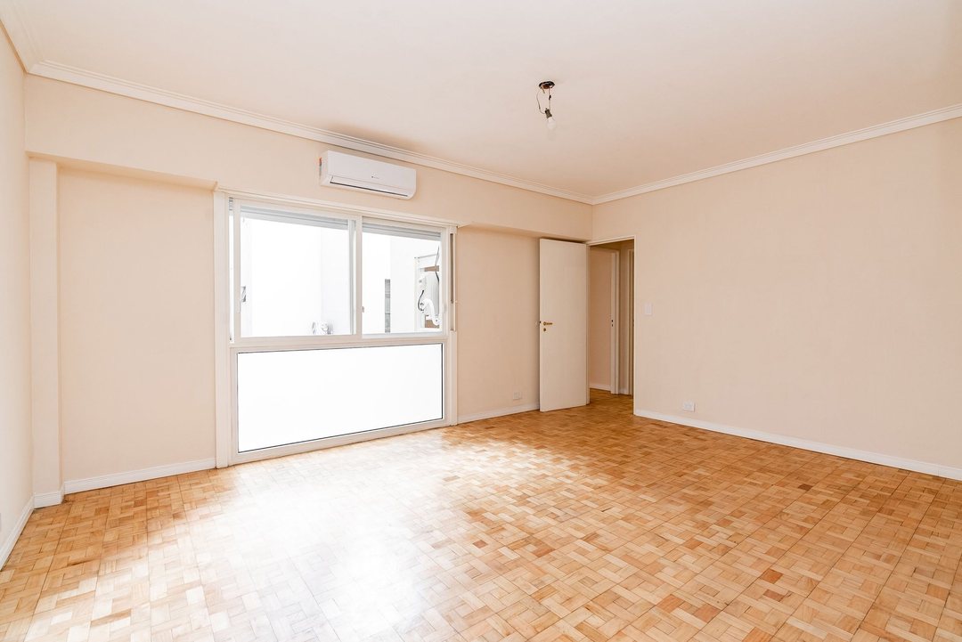 VENTA DEPTO 3 AMB. MODERNIZADO, COCHERA COLEGIALES