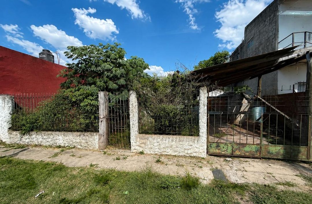 VENTA CASA 3 AMBIENTES EN ITUZAINGO