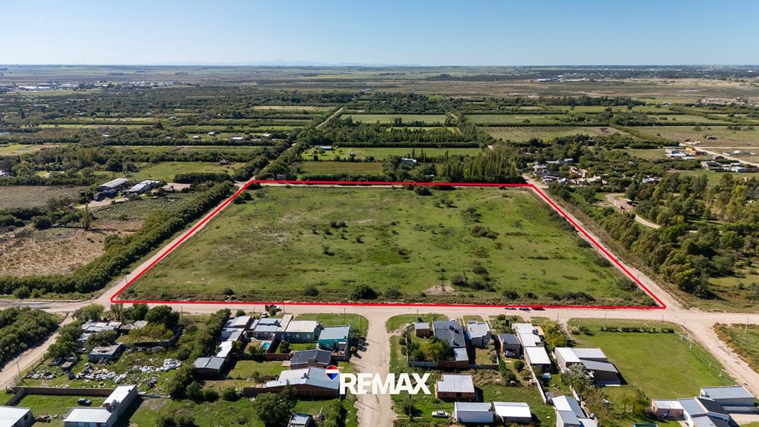 4 MANZANAS A LA VENTA EN GRAL. DANIEL CERRI