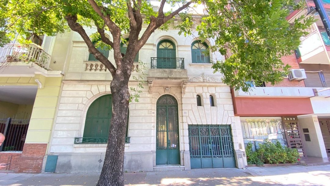 Casa en Venta Villa Pueyrredon 5 Ambientes Jardin