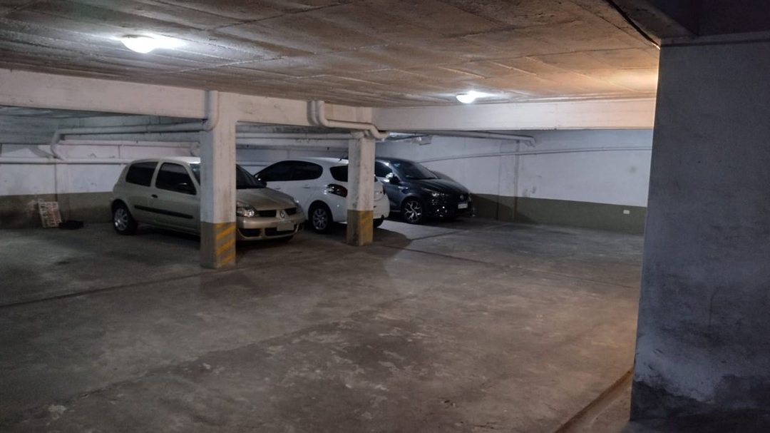 Cochera en venta en La Plata
